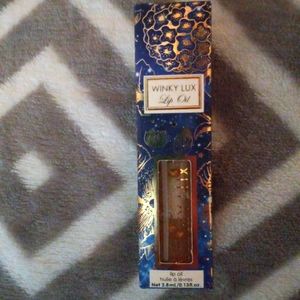 NWT Winky Lux lip oil